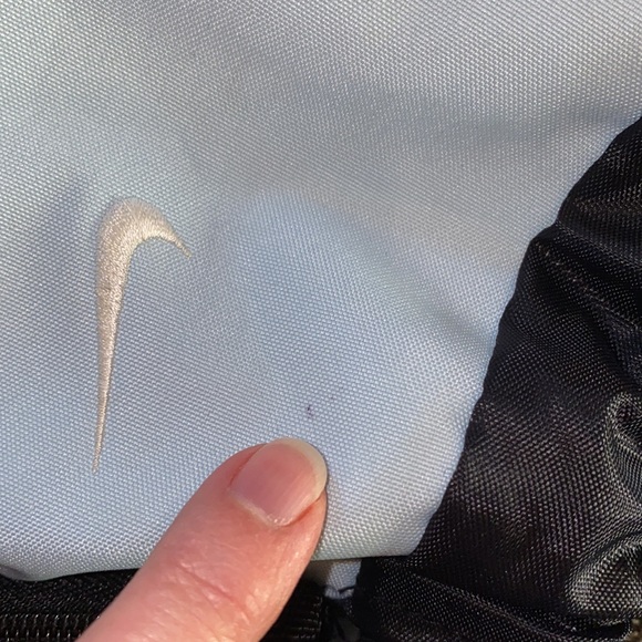 Vintage Nike drawstring backpack from the mid to late 90s But like new condition - Picture 4 of 12